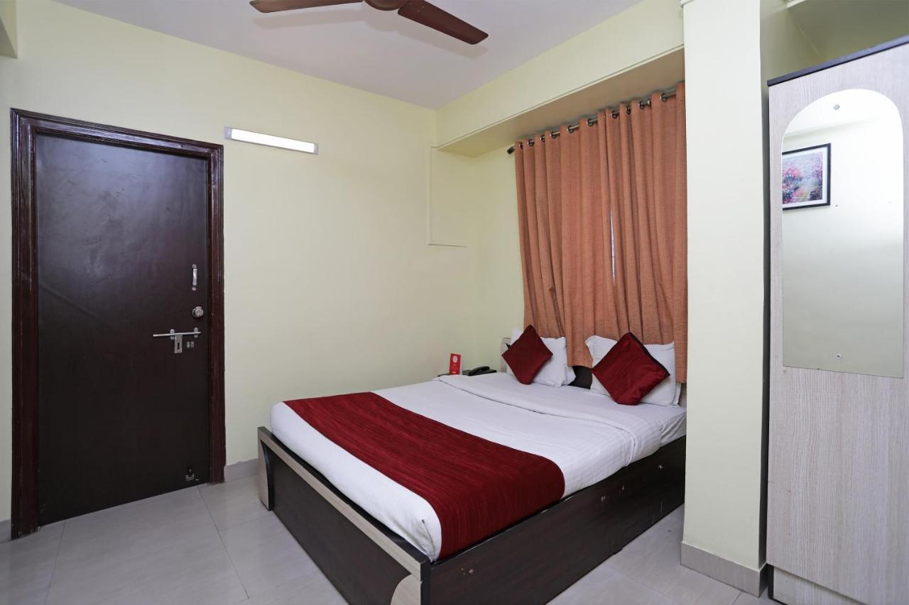 Apartment Oyo 704 Kharadi Pune