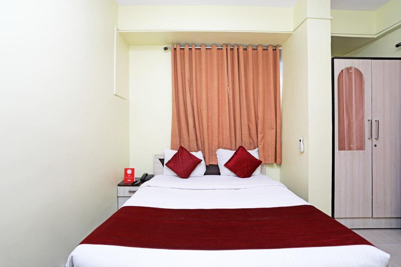 Oyo 704 Kharadi Pune